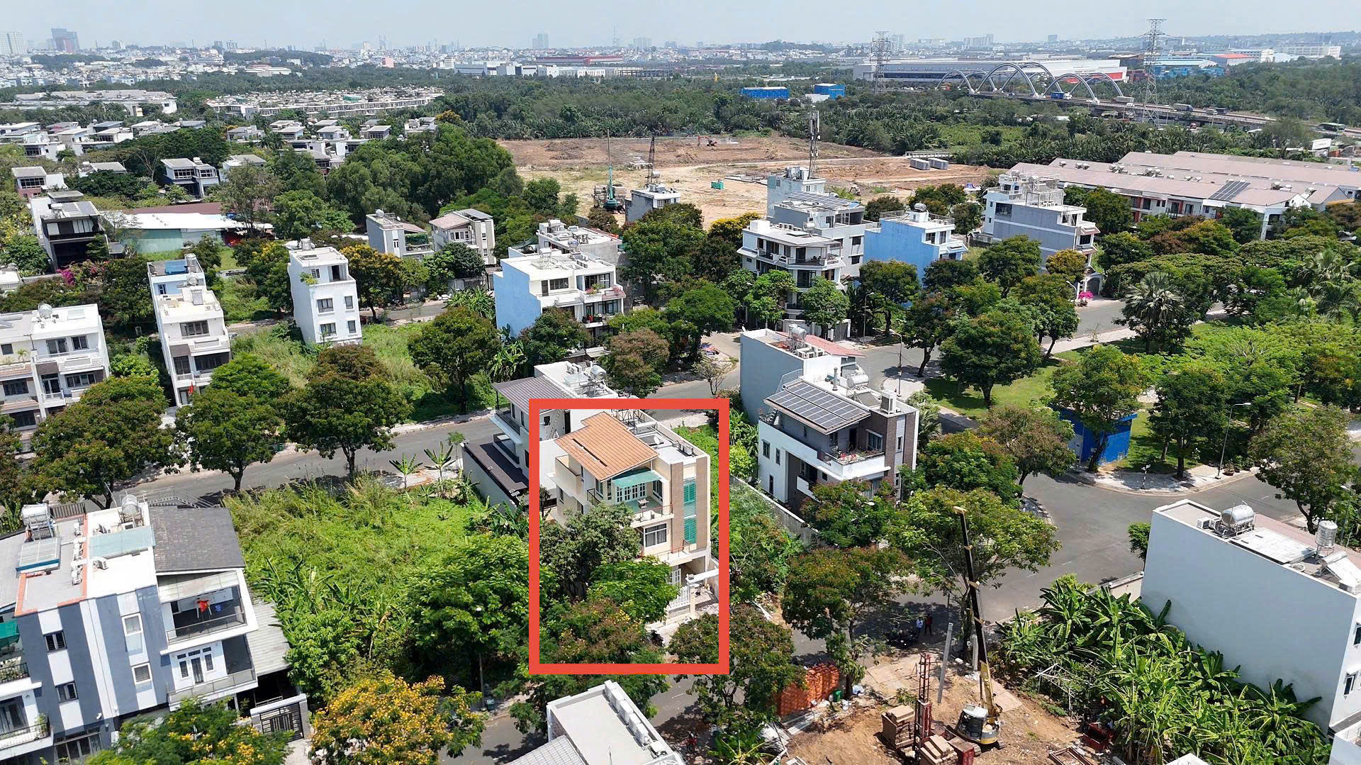 BÁN BIỆT THỰ CAO CẤP – VỊ TRÍ VÀNG LIỀN KỀ GLOBAL CITY